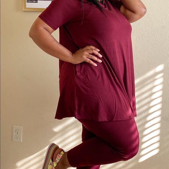 Dark Burgundy Plus Size - Picture 2 of 2